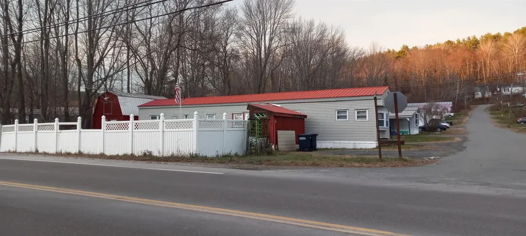 3 Daniels Drive Enfield NH 03748