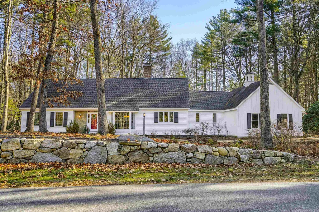 33 Nathan Lord Road Amherst NH 03031