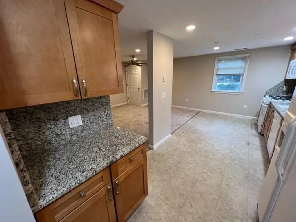 101 Elmwood Drive Hudson NH 03051