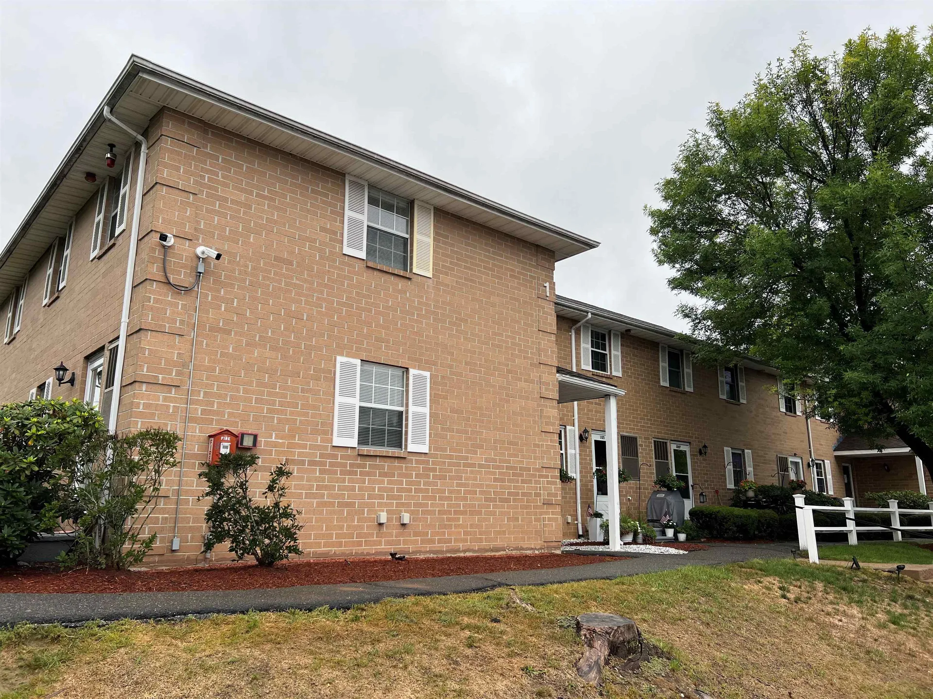 101 Elmwood Drive Hudson NH 03051