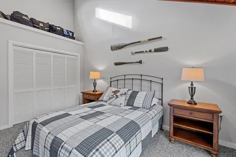11 Autumn Avenue Lincoln NH 03251