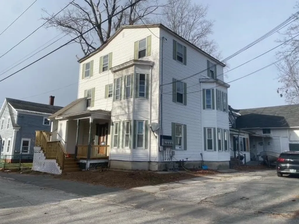 27 School Street Claremont NH 03743