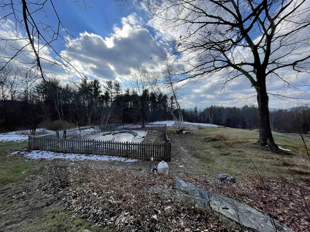 127 Ridge Road Townshend VT 05353