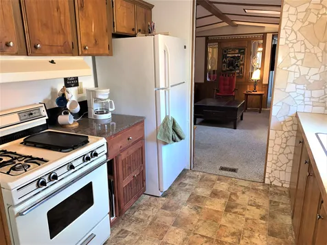 19 Franklin Street Lincoln NH 03251