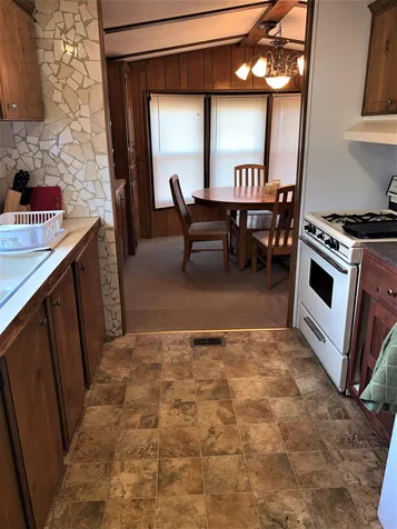 19 Franklin Street Lincoln NH 03251