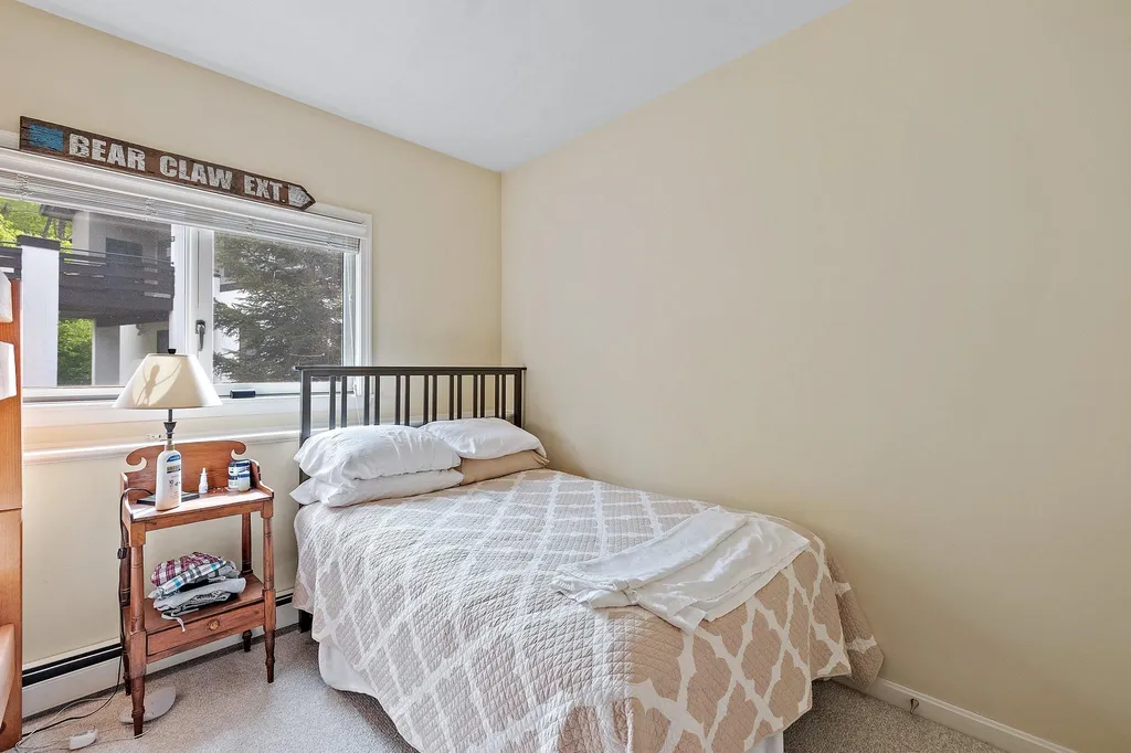 6 Blackberry Road Lincoln NH 03251