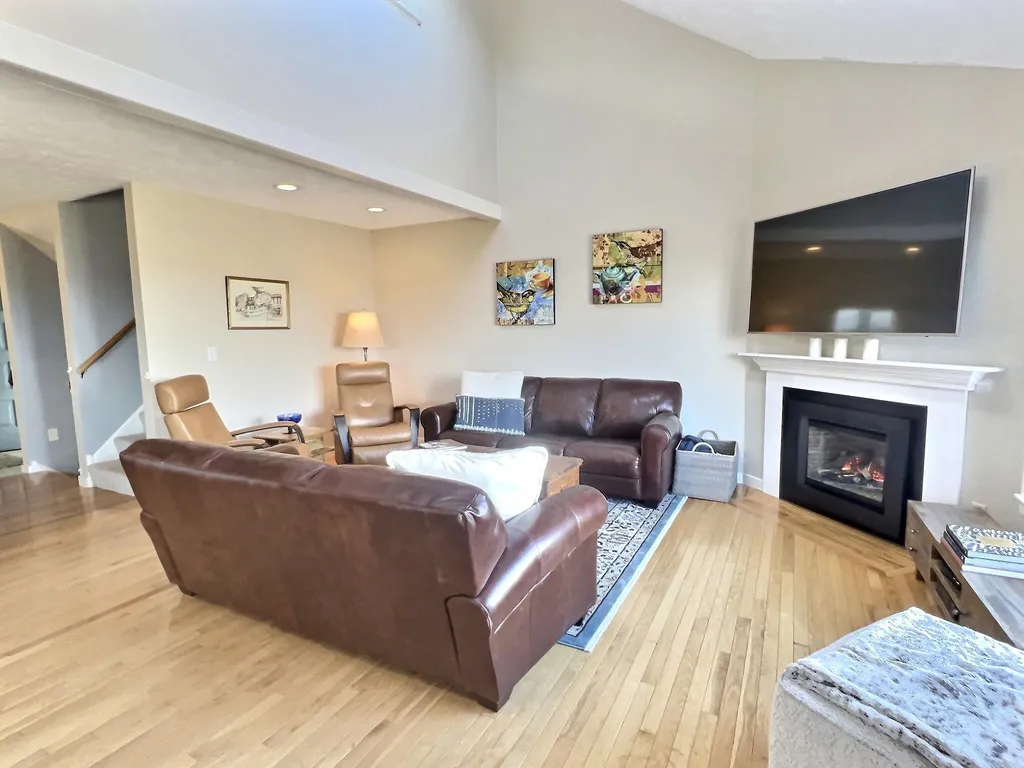 11 North Peak Village Road Newbury NH 03255
