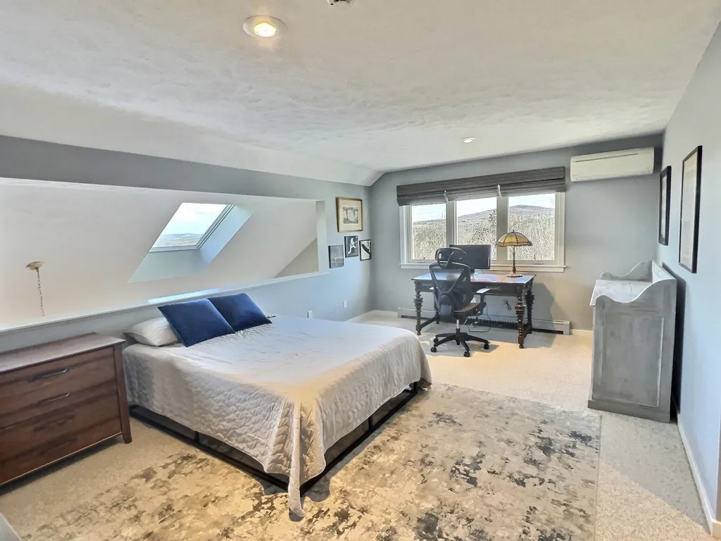 11 North Peak Village Road Newbury NH 03255