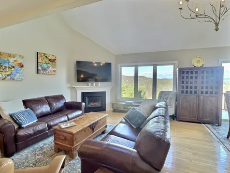11 North Peak Village Road Newbury NH 03255