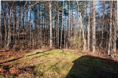 18 Cedar Lane Lee NH 03861