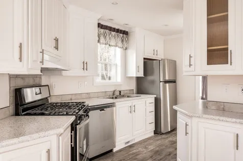18 Cedar Lane Lee NH 03861