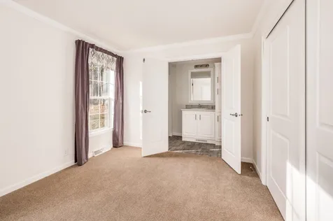 18 Cedar Lane Lee NH 03861
