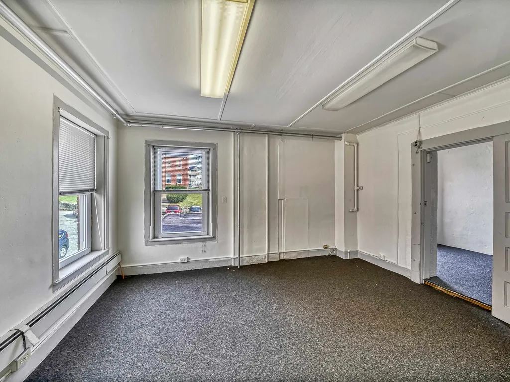 32 Main Street Newport NH 03773