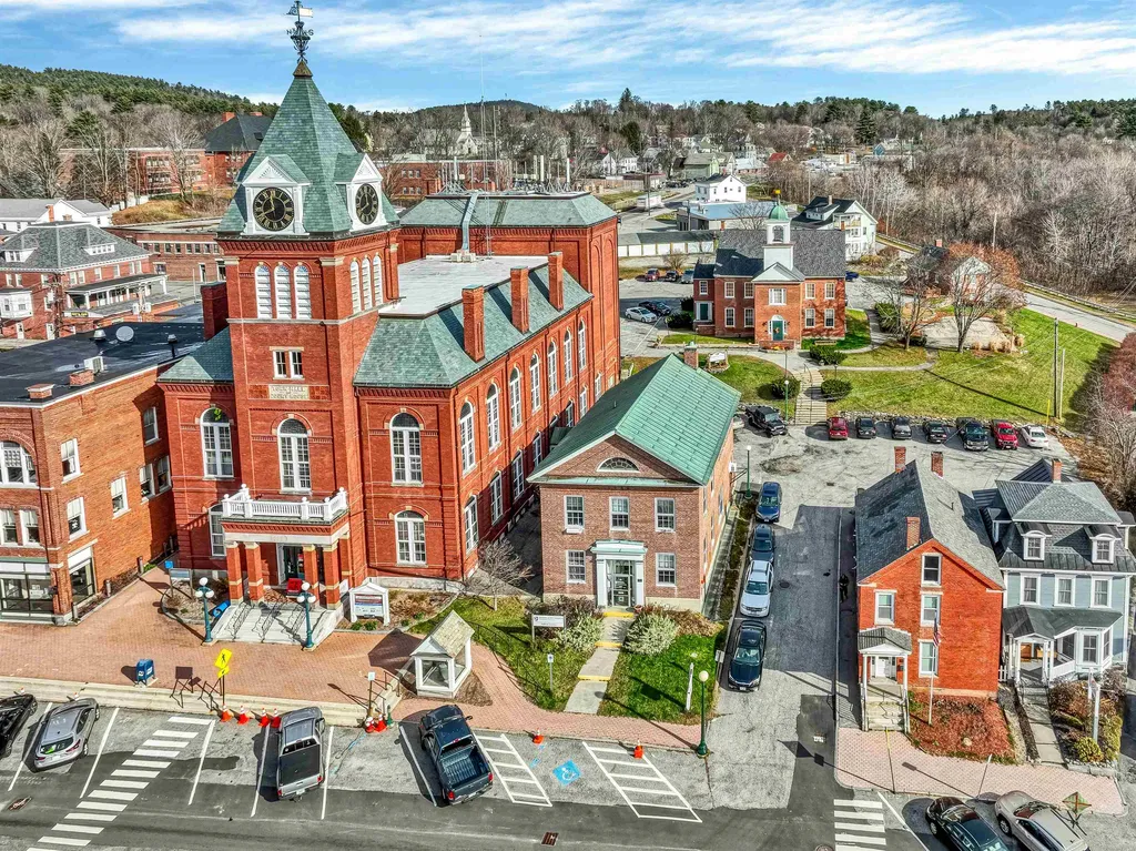 32 Main Street Newport NH 03773
