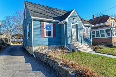 43 Belmont Street Manchester NH 03103
