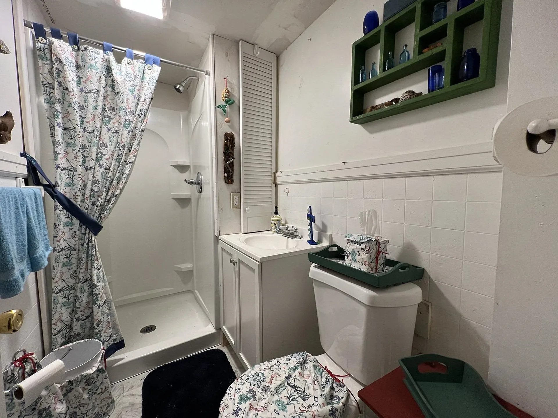 5 Mckay Avenue Hampton NH 03842