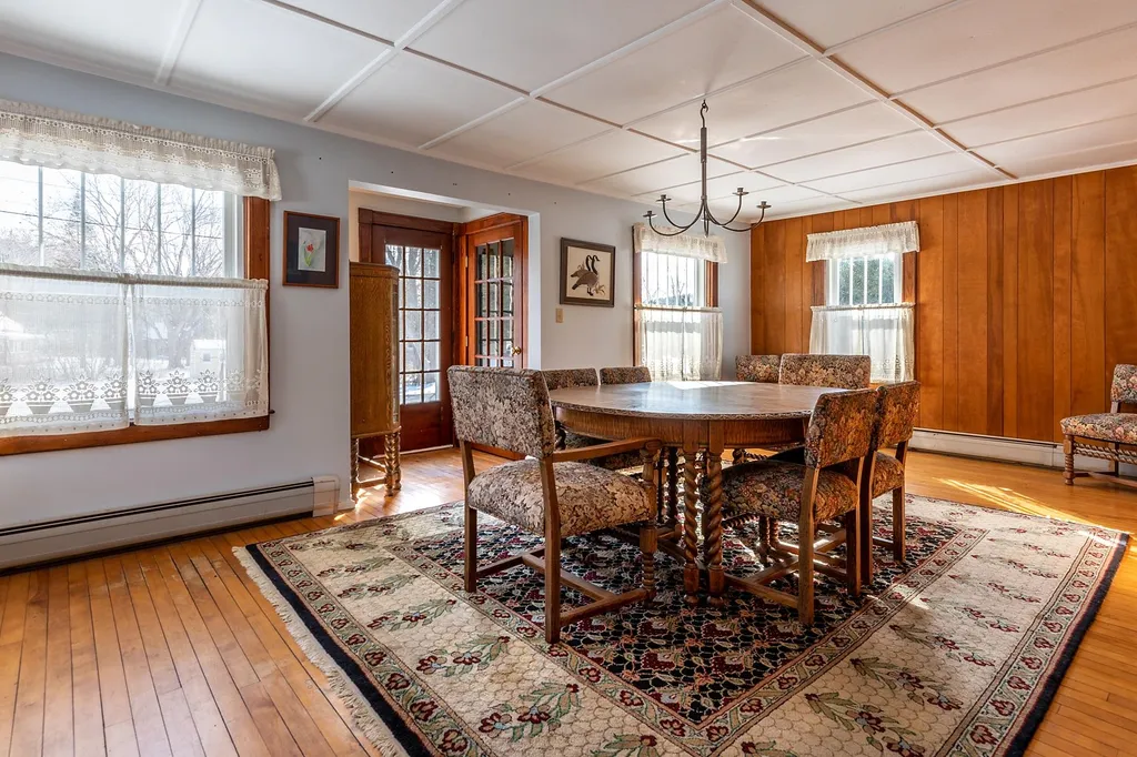 44 Highland Avenue Bethel VT 05032
