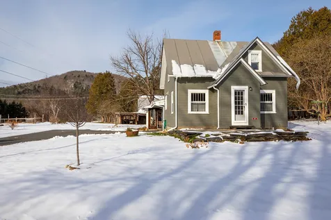 44 Highland Avenue Bethel VT 05032