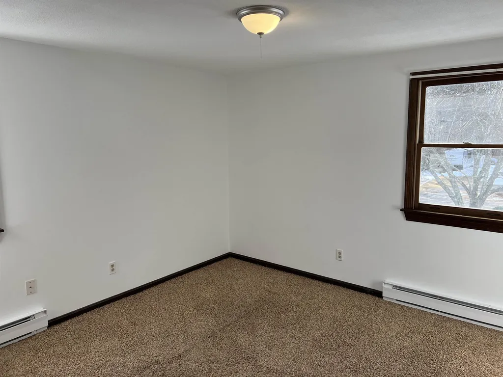 43 Holbrook Hill Road Bedford NH 03110