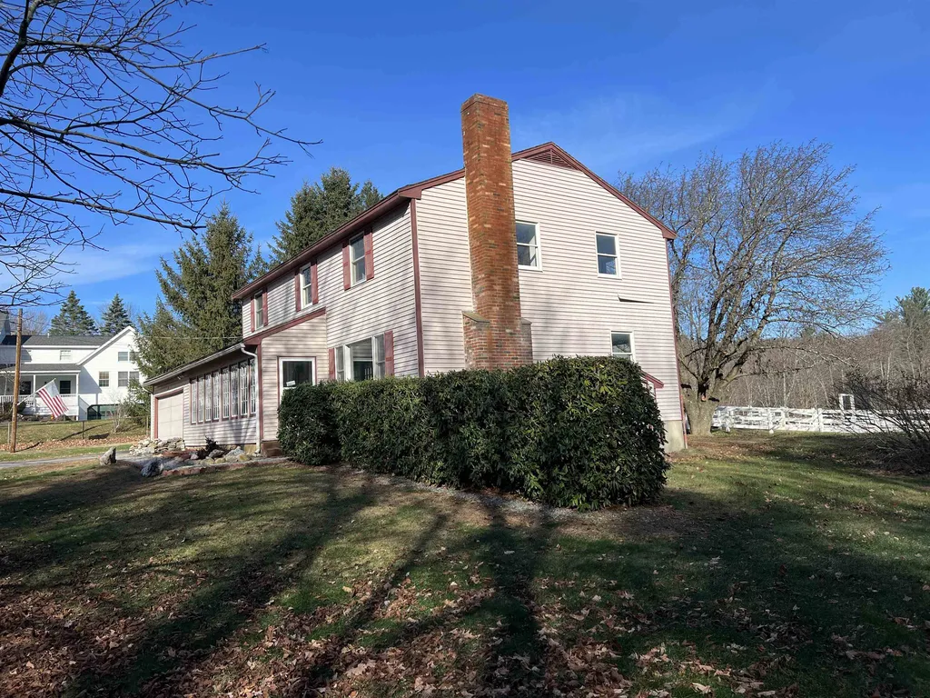 43 Holbrook Hill Road Bedford NH 03110