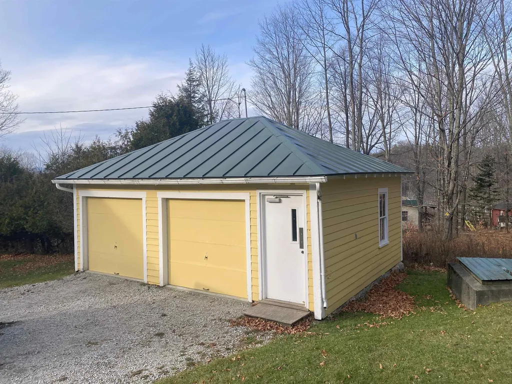 898 Drury Hill Barre Town VT 05654
