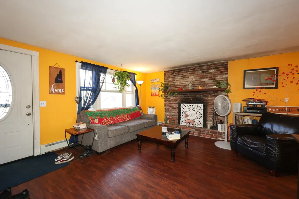 14 Welcome Avenue Boscawen NH 03303
