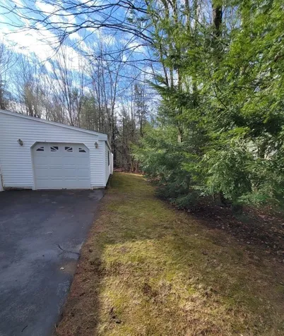 11 Diamondback Drive Rochester NH 03868
