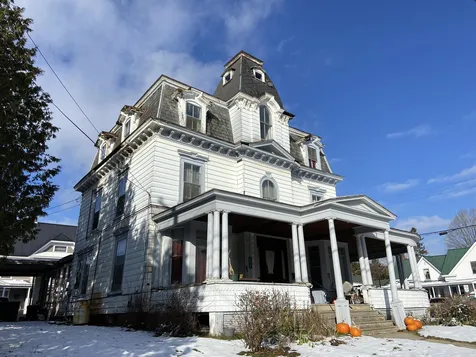 277 Summer Street St. Johnsbury VT 05819