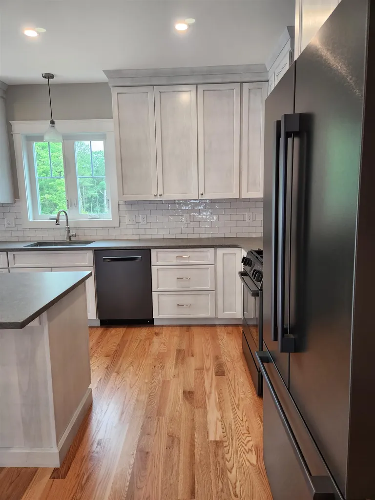 29 Wild Apple Lane Exeter NH 03833