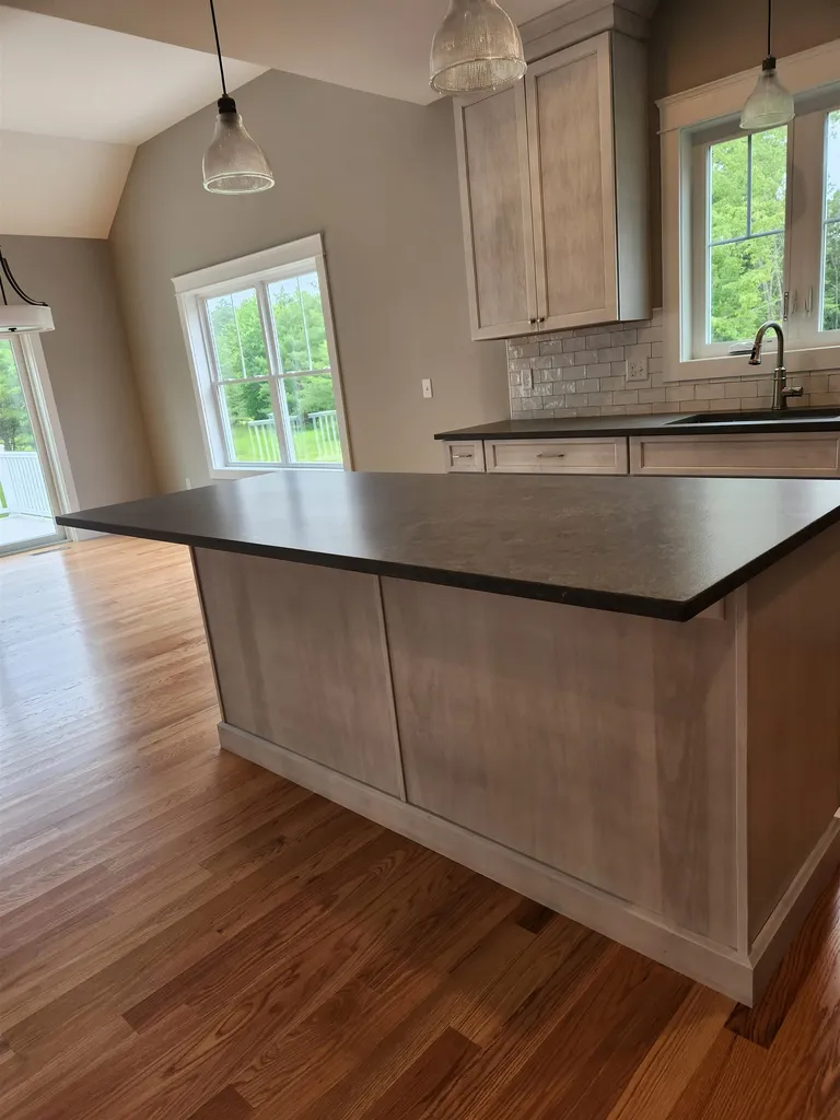 29 Wild Apple Lane Exeter NH 03833