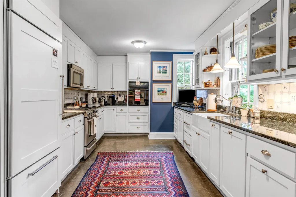 39 Elm Street Woodstock VT 05091