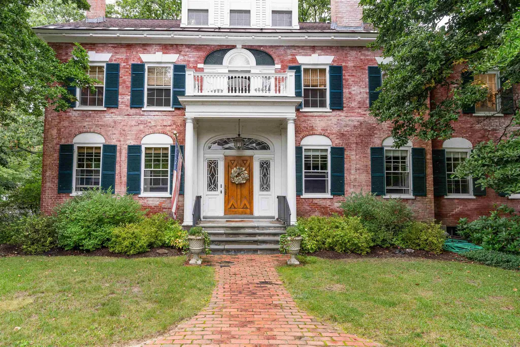 39 Elm Street Woodstock VT 05091