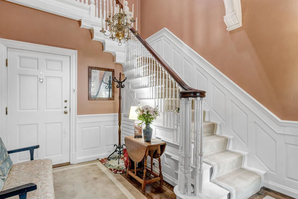 39 Elm Street Woodstock VT 05091