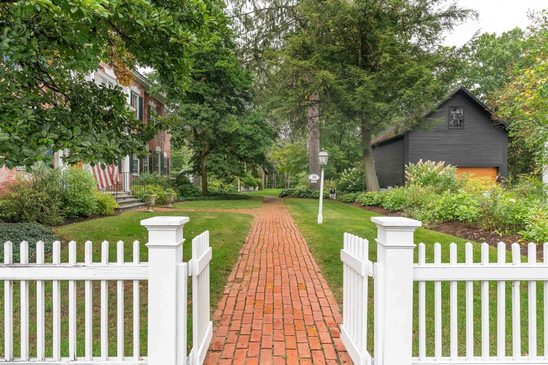39 Elm Street Woodstock VT 05091