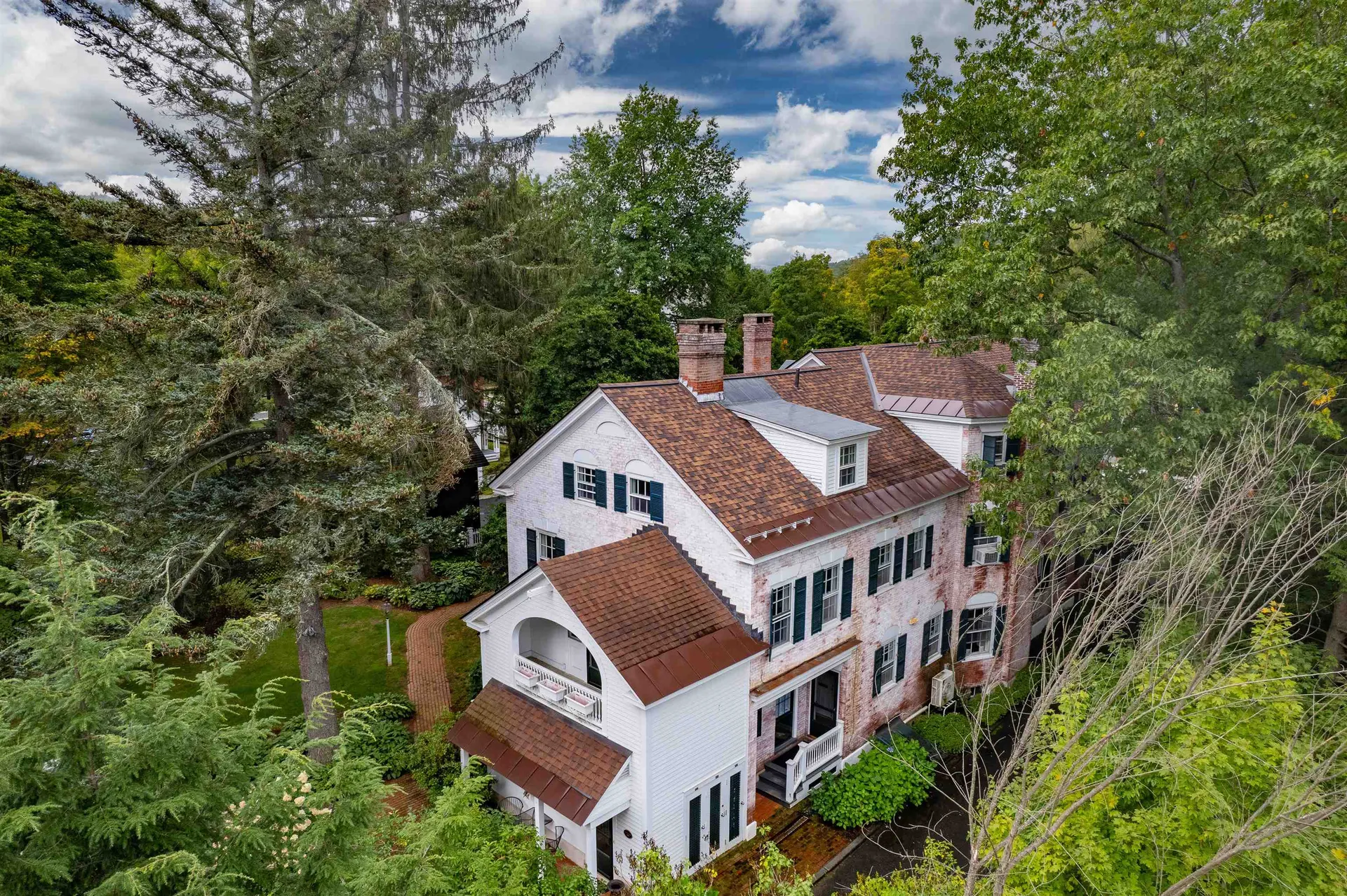 39 Elm Street Woodstock VT 05091