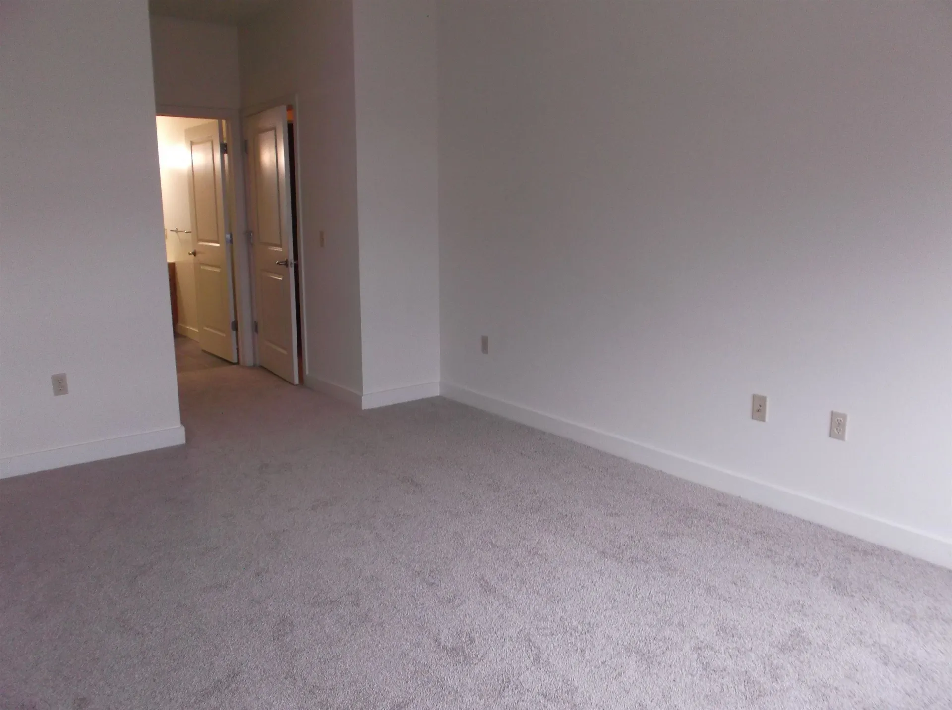 370 -412 Farrell Drive South Burlington VT 05403