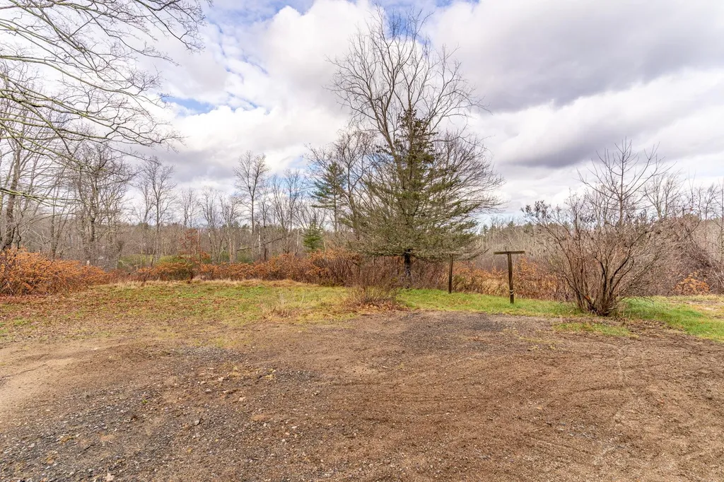 128 Ash Swamp Road Newmarket NH 03857