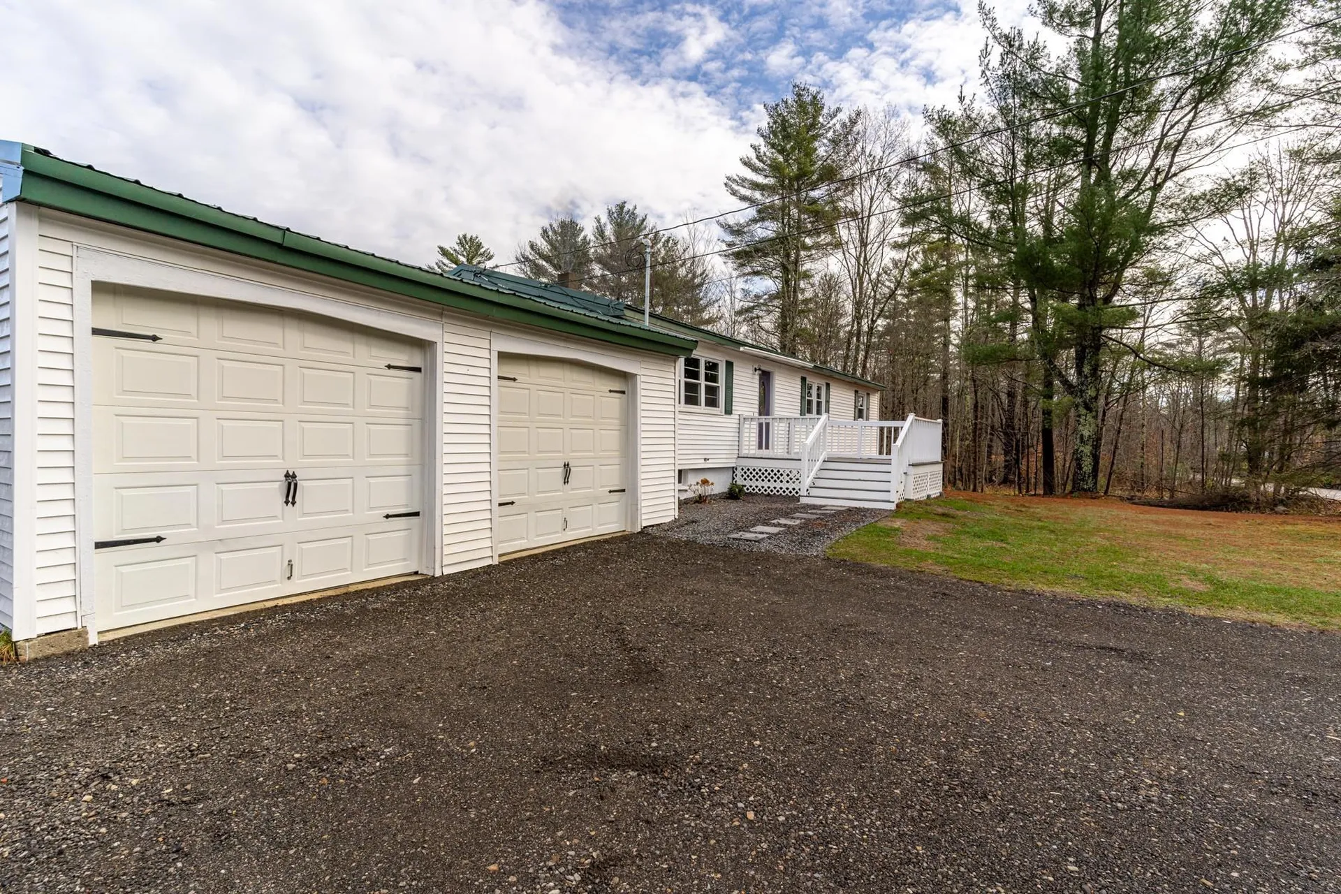 128 Ash Swamp Road Newmarket NH 03857