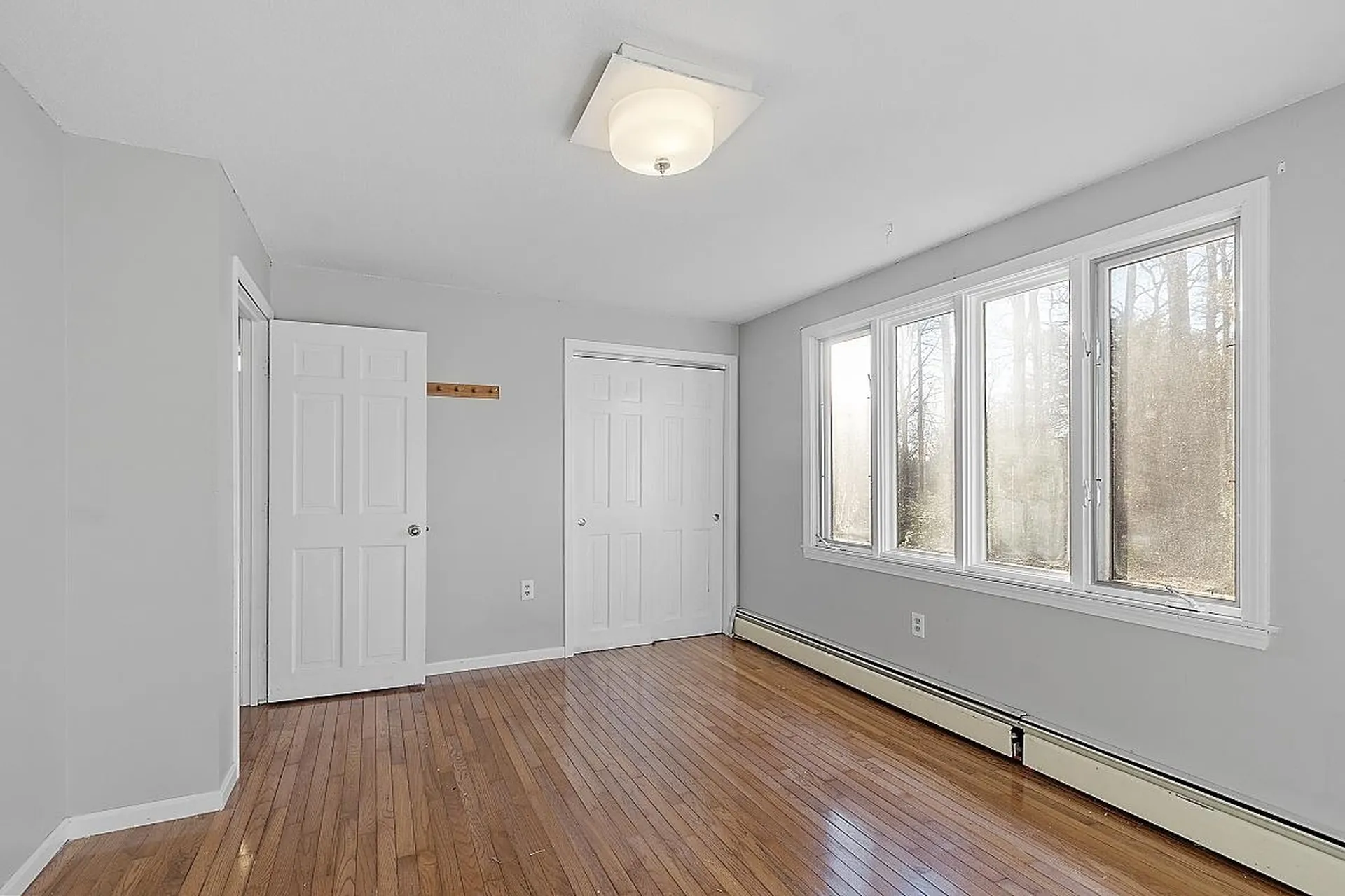 17 Jefferson Drive Londonderry NH 03053