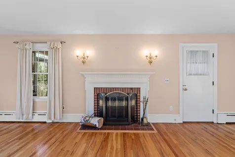 2 Garden Street Somersworth NH 03878