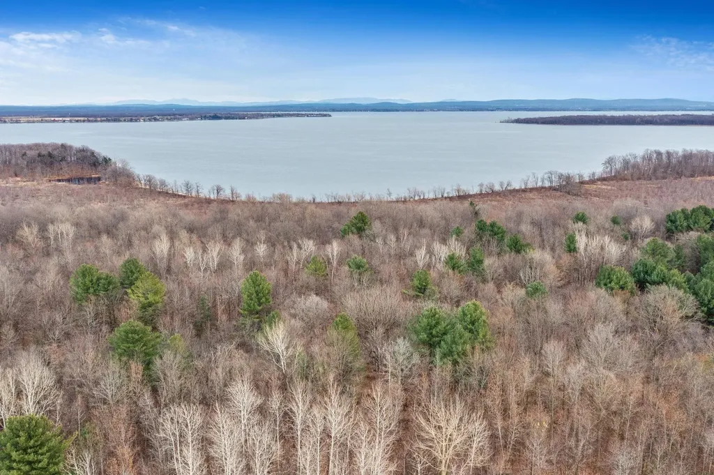 4003 Us Route 2 South Alburgh VT 05440