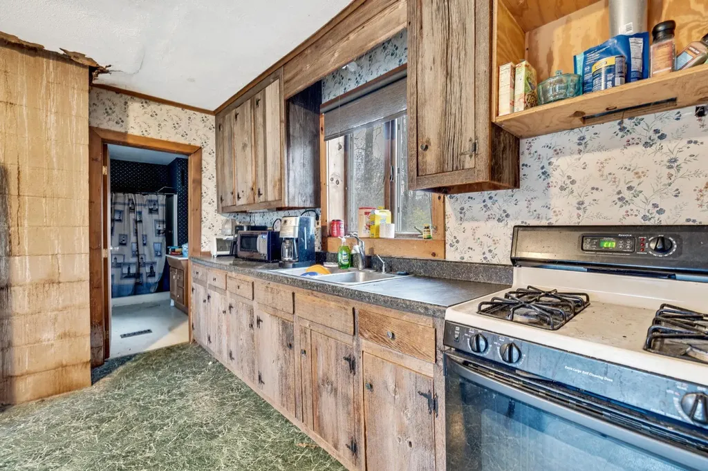 4003 Us Route 2 South Alburgh VT 05440