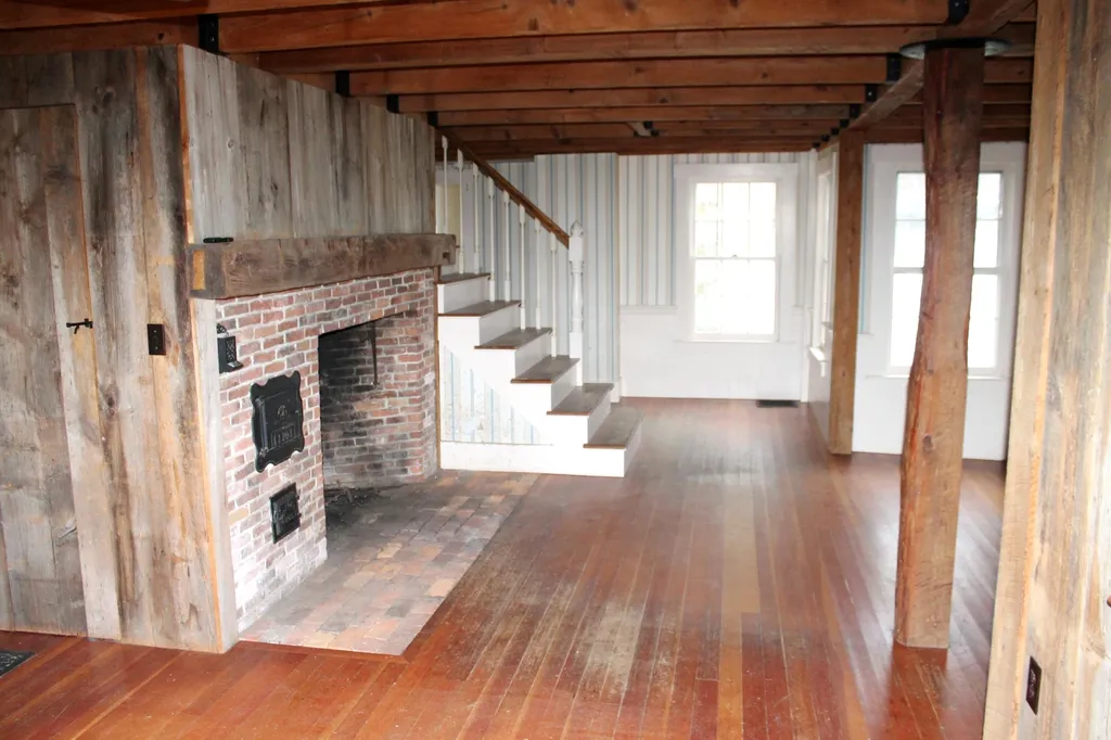 107 Greenfield Road New Boston NH 03070
