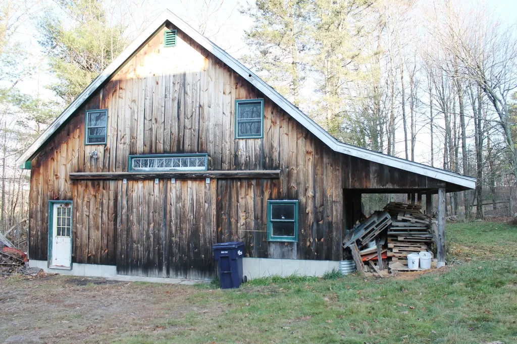 107 Greenfield Road New Boston NH 03070