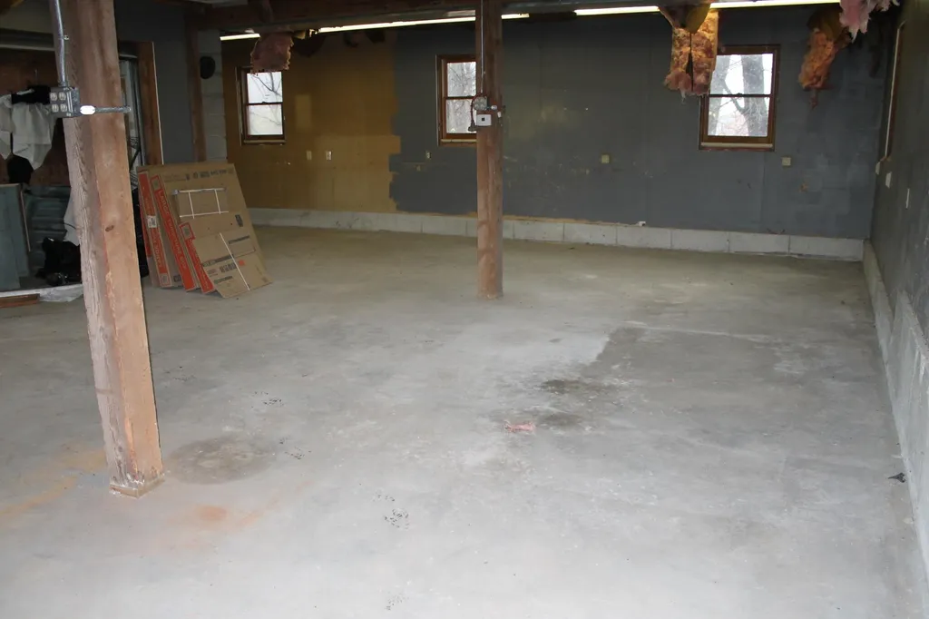 107 Greenfield Road New Boston NH 03070
