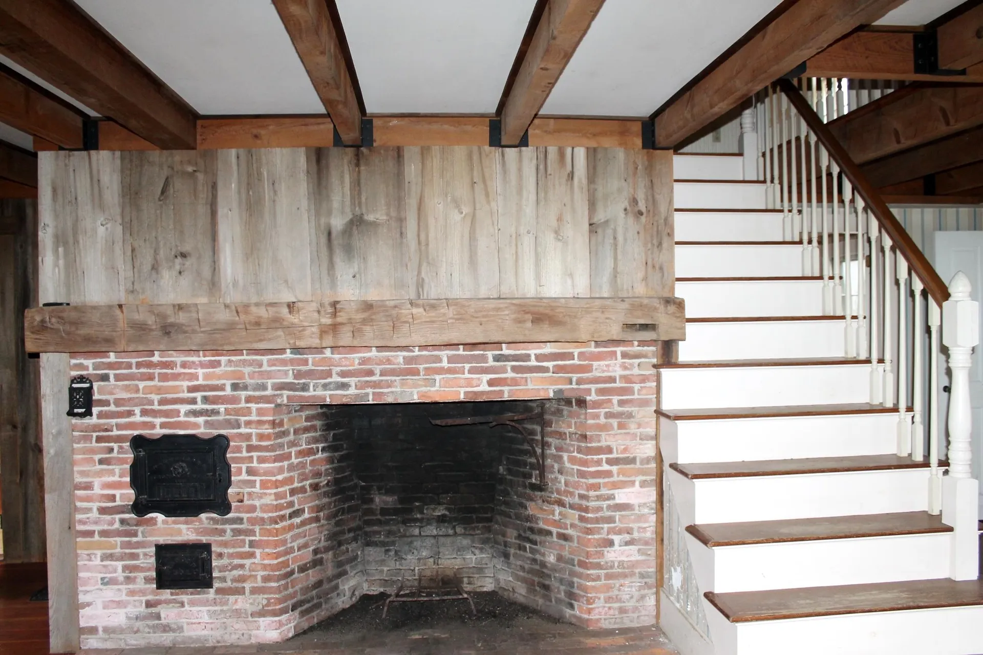 107 Greenfield Road New Boston NH 03070