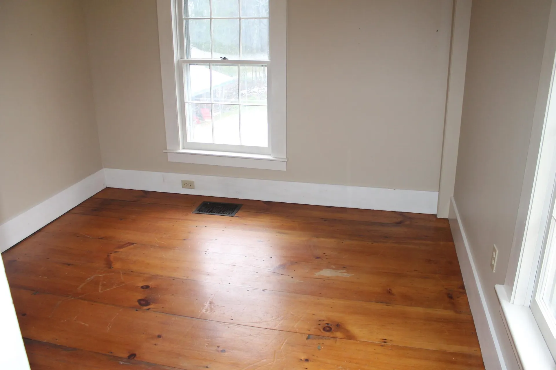 107 Greenfield Road New Boston NH 03070