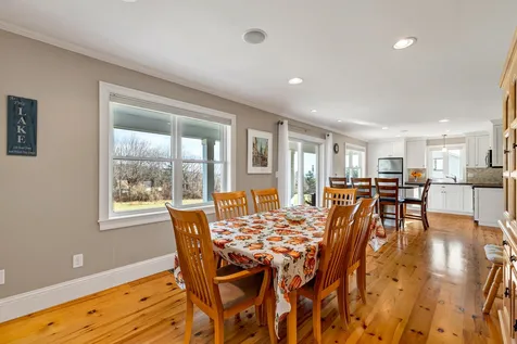 15 East Bluff Village Meredith NH 03253
