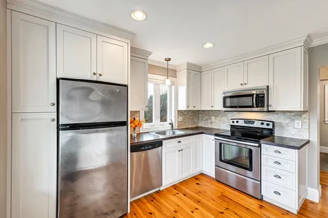 15 East Bluff Village Meredith NH 03253