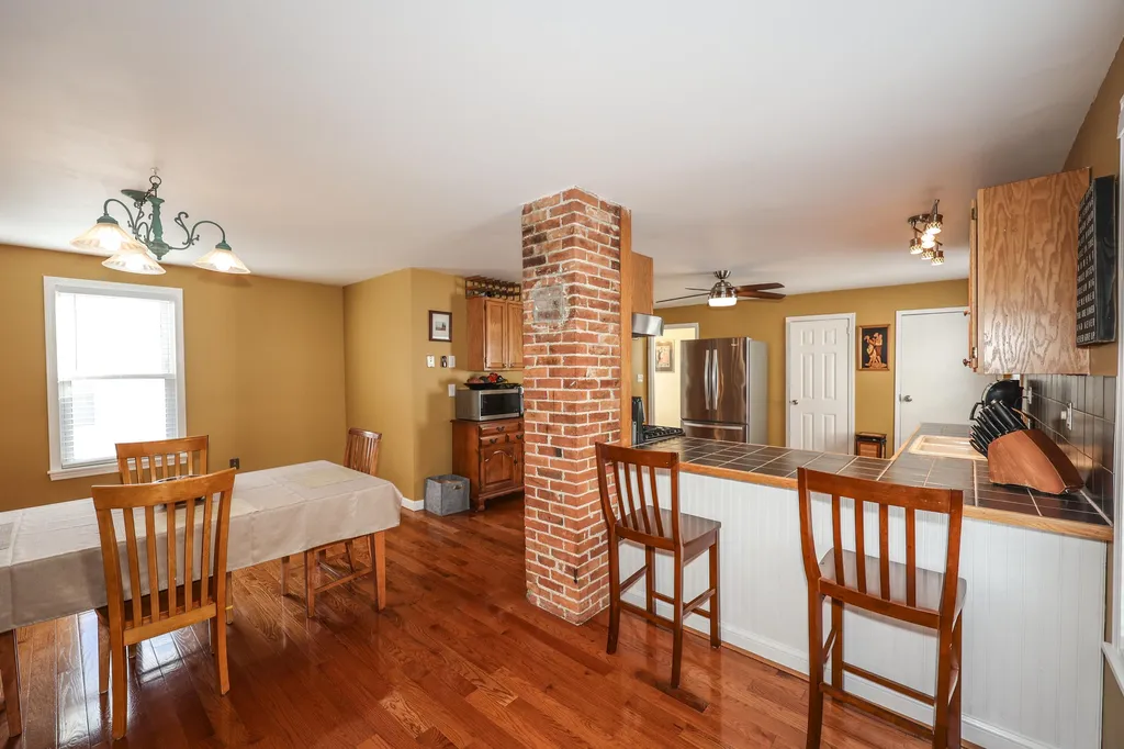 64 Amherst Street Nashua NH 03064